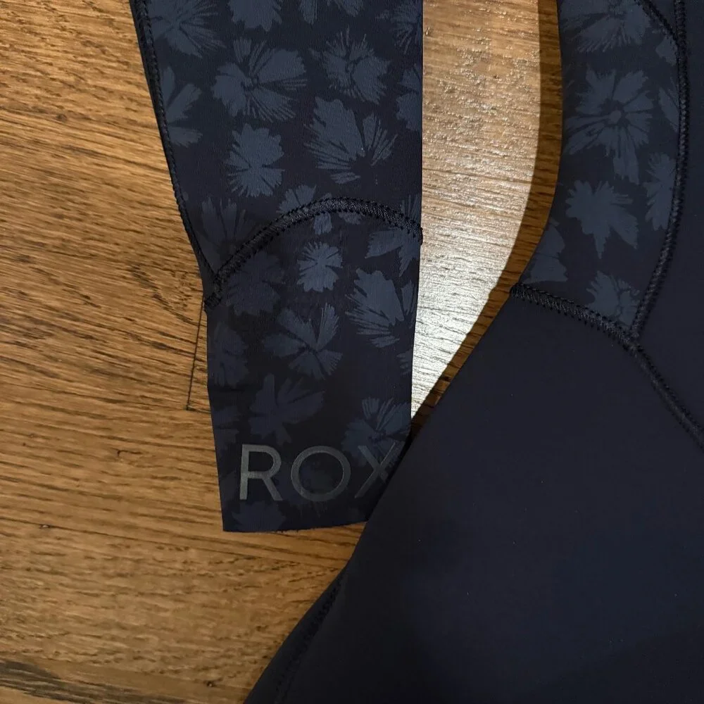 Roxy 4/3 Women's Swell long sleeve, long pant wetsuit NWT. Size 8. - Picture 2 of 4